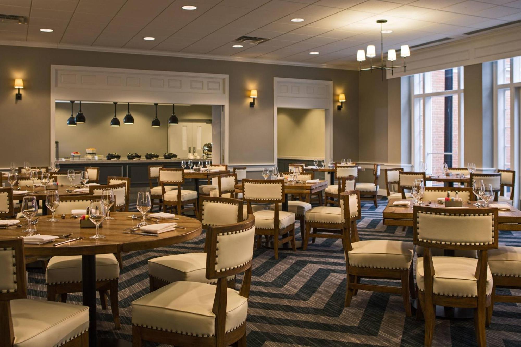 College Park Marriott Hotel & Conference Center Екстериор снимка